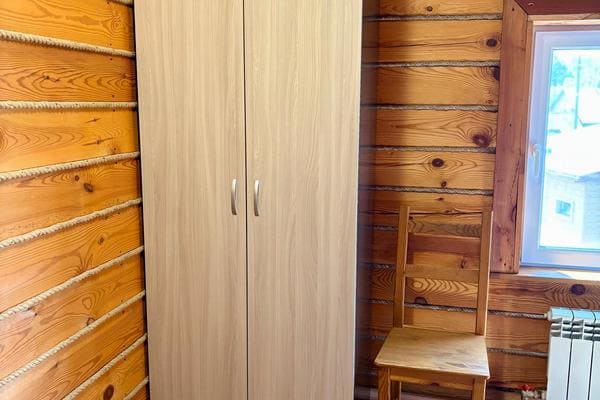 Шкаф в спальне